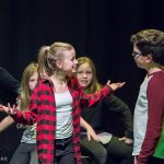 Toneelles, musicalles, dansles, zangles of beeldende kunstles volg je in Sittard-Geleen natuurlijk bij Pitboel Art School! Wij leren je performen.